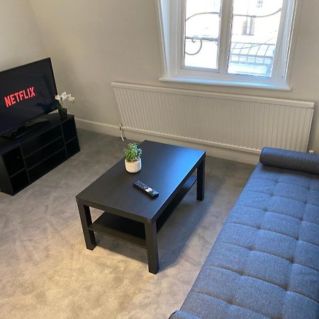 Modern 1 Bedroom Flat In Paddington Лондон Экстерьер фото
