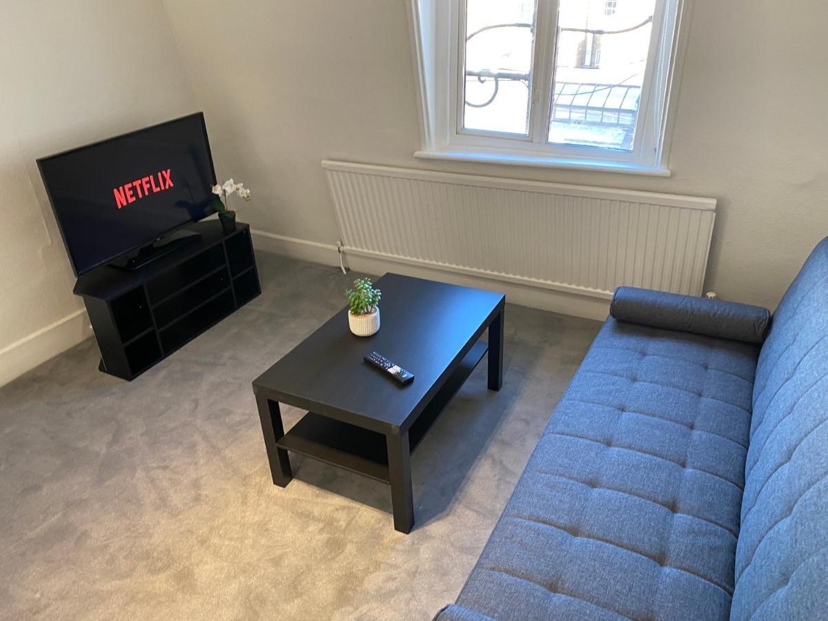 Modern 1 Bedroom Flat In Paddington Лондон Экстерьер фото