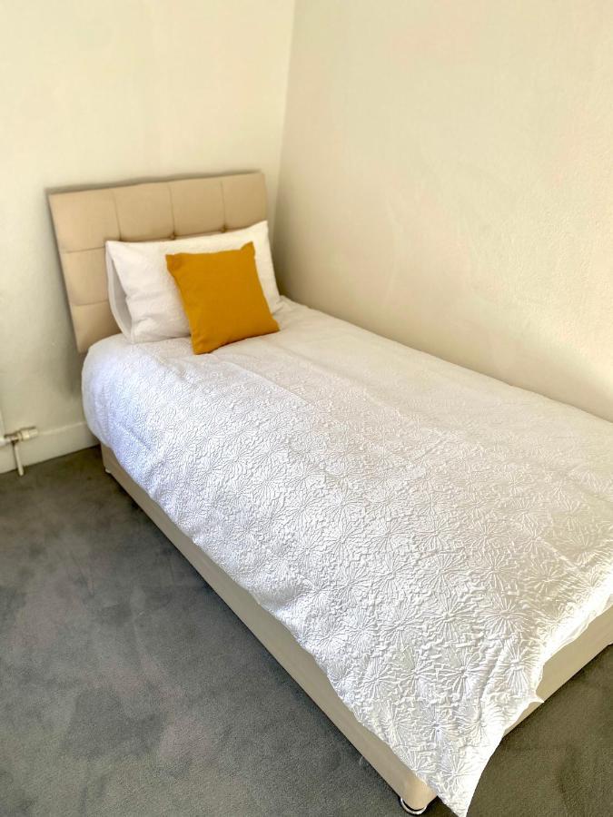 Modern 1 Bedroom Flat In Paddington Лондон Экстерьер фото